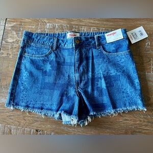 NEW Women’s Wrangler Vintage Floral Denim Shorts, Size 12/31